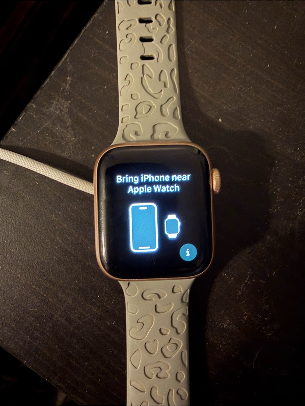 Series - Rose Gold Case with Light Gray Patterned Silicone Band